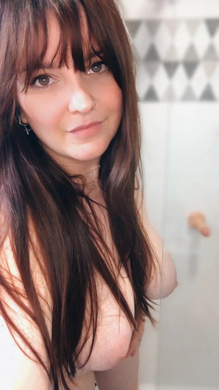 Live sex webcam photo for ErinMarshall #7422678