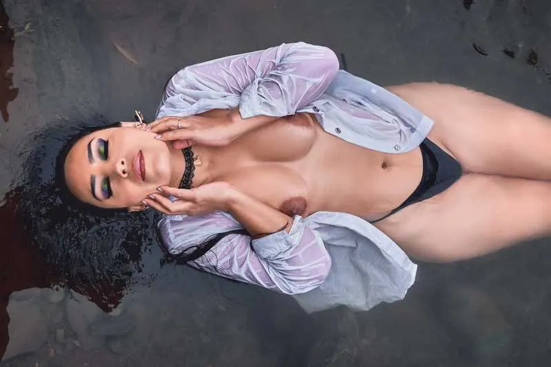 Live sex webcam photo for AngelaDiaz #3128837