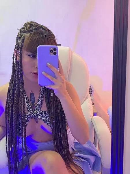 Live sex webcam photo for SaraVipper #4264205