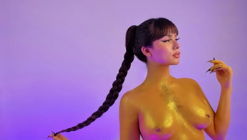 Live sex webcam photo for SaraVipper #6044261