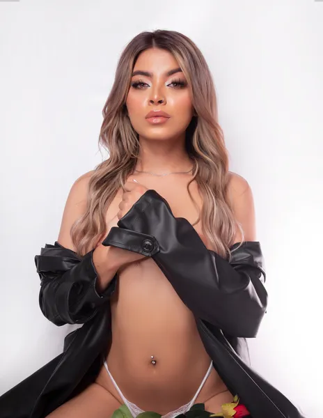 Live sex webcam photo for AdyOneil #6705275