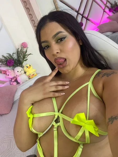 Live sex webcam photo for SammyNell #6155806