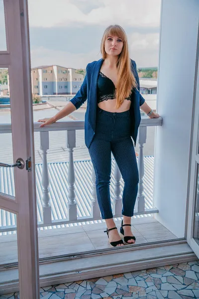 Live sex webcam photo for LILYWilliams #2355275
