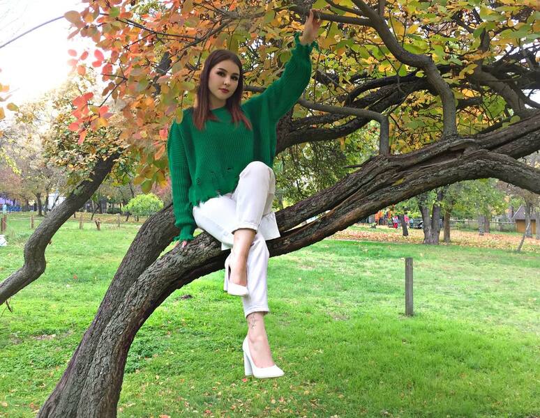 Live sex webcam photo for MeriSun #6209281