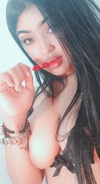 Live sex webcam photo for Moon_Rose #1971657