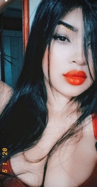 Live sex webcam photo for Moon_Rose #1971618