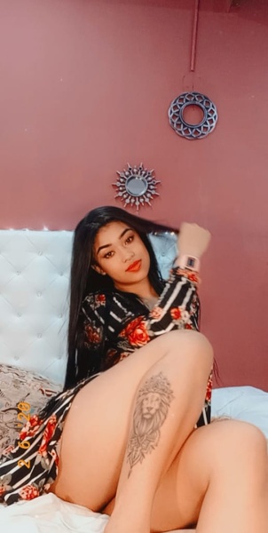 Live sex webcam photo for Moon_Rose #1971622