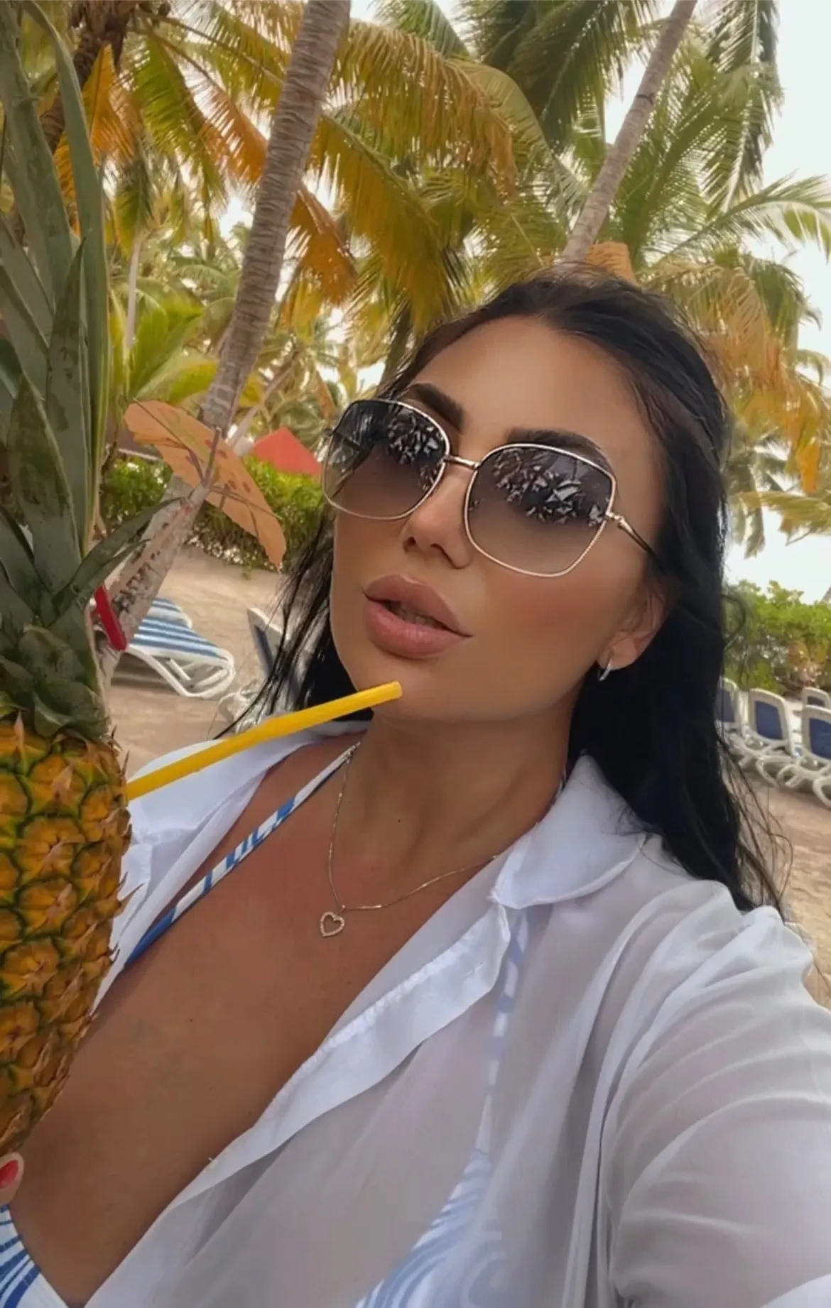 Live sex webcam photo for RenataHerrera #7769307