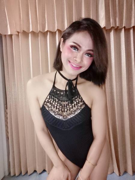 Live sex webcam photo for ribbinpink #7827192