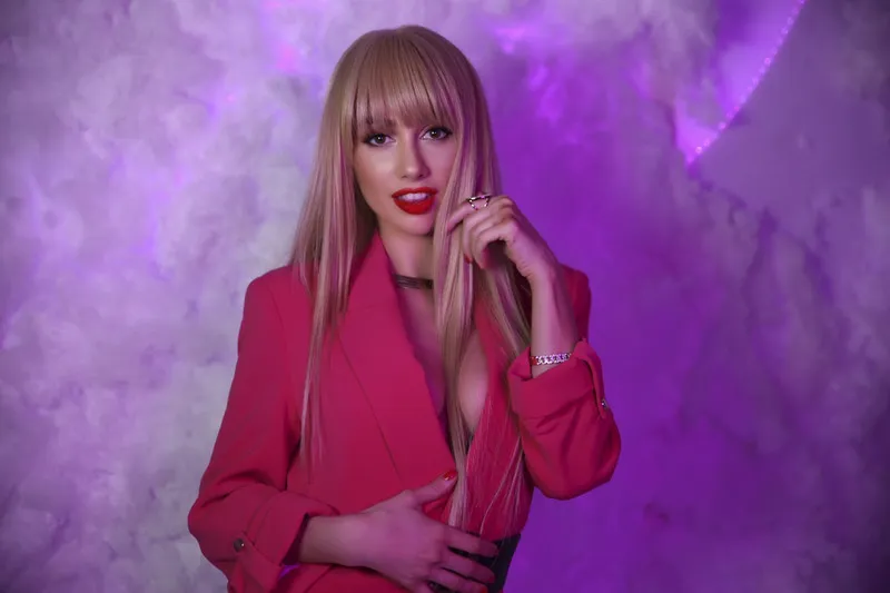 Live sex webcam photo for SandyHanson #2363366