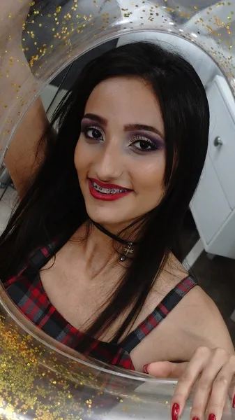 Live sex webcam photo for SarahThomson #7383895