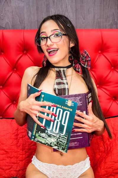 Live sex webcam photo for SarahThomson #7383923