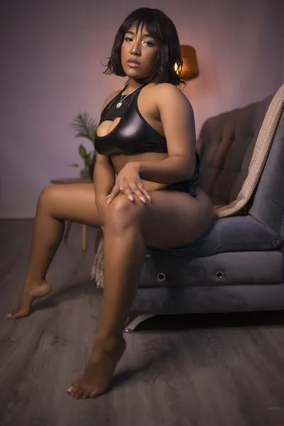 Live sex webcam photo for MeyzNoah #3604332
