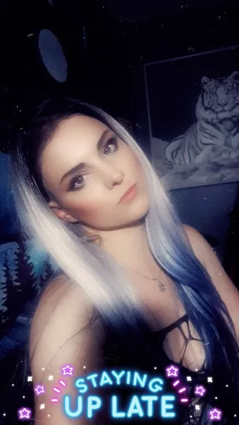 Live sex webcam photo for BLynn #3239686