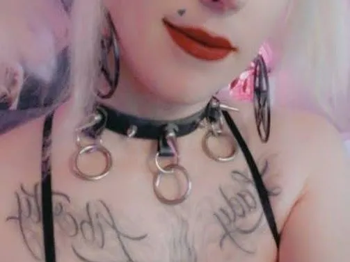 Live sex webcam photo for LibertyLane #3902832