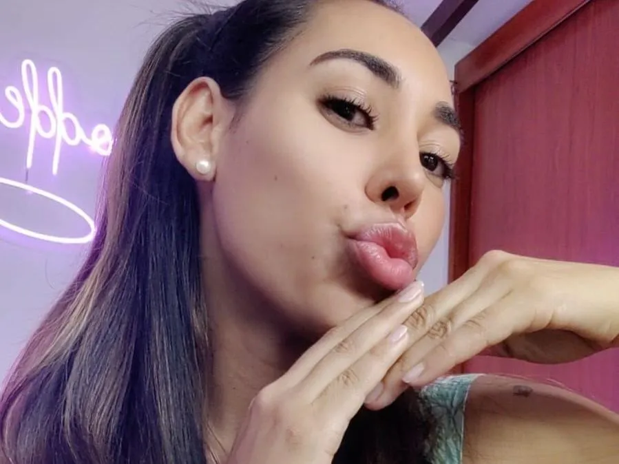 Live sex webcam photo for Tamy_bennett #5913586