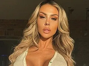 Live sex webcam photo for MaceyKateBabestation #8451137