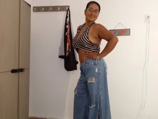 Live sex webcam photo for paolasensual110 #6954023