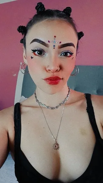 Live sex webcam photo for LucyTexass #2559533