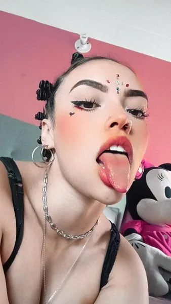 Live sex webcam photo for LucyTexass #2559527