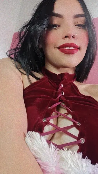 Live sex webcam photo for LucyTexass #2368117