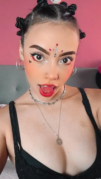 Live sex webcam photo for LucyTexass #2559531