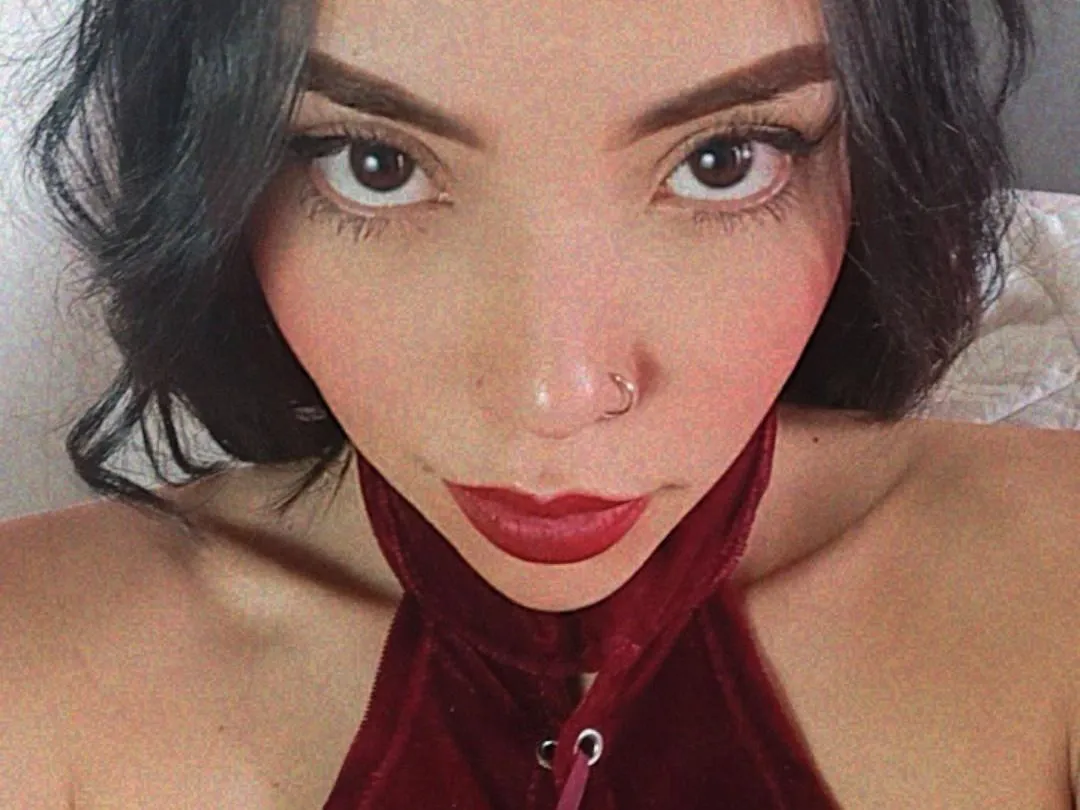 Live sex webcam photo for LucyTexass #3889833