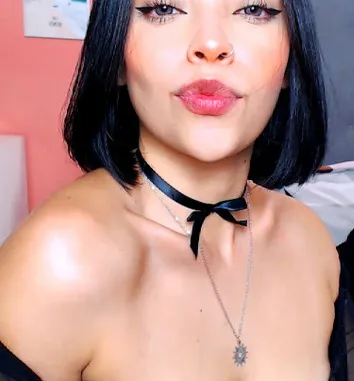 Live sex webcam photo for LucyTexass #2903289