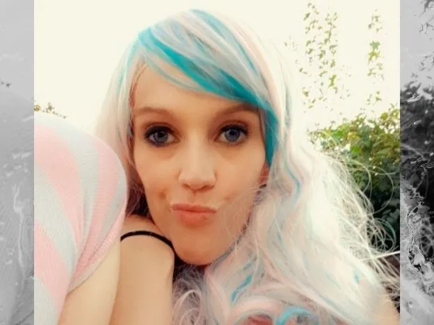 Live sex webcam photo for KatMcSAss #2710237