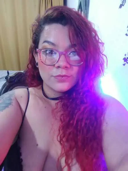 Live sex webcam photo for April_peyton #2874850