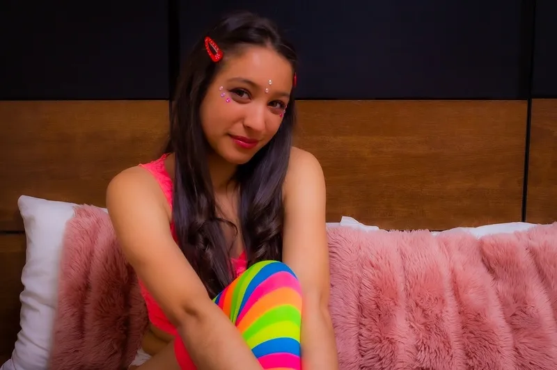 Live sex webcam photo for EllieVelveth #1937573