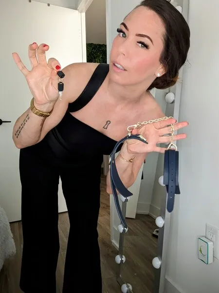 Live sex webcam photo for MissMaxineStriker #6216386