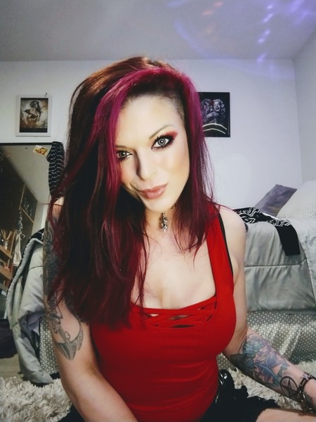 Live sex webcam photo for Disturbed_Dezi #3326559