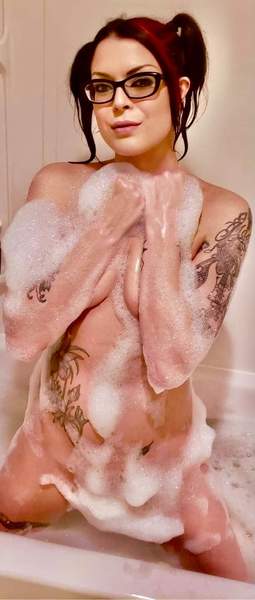 Live sex webcam photo for Disturbed_Dezi #2085129