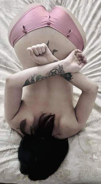 Live sex webcam photo for Disturbed_Dezi #2085128