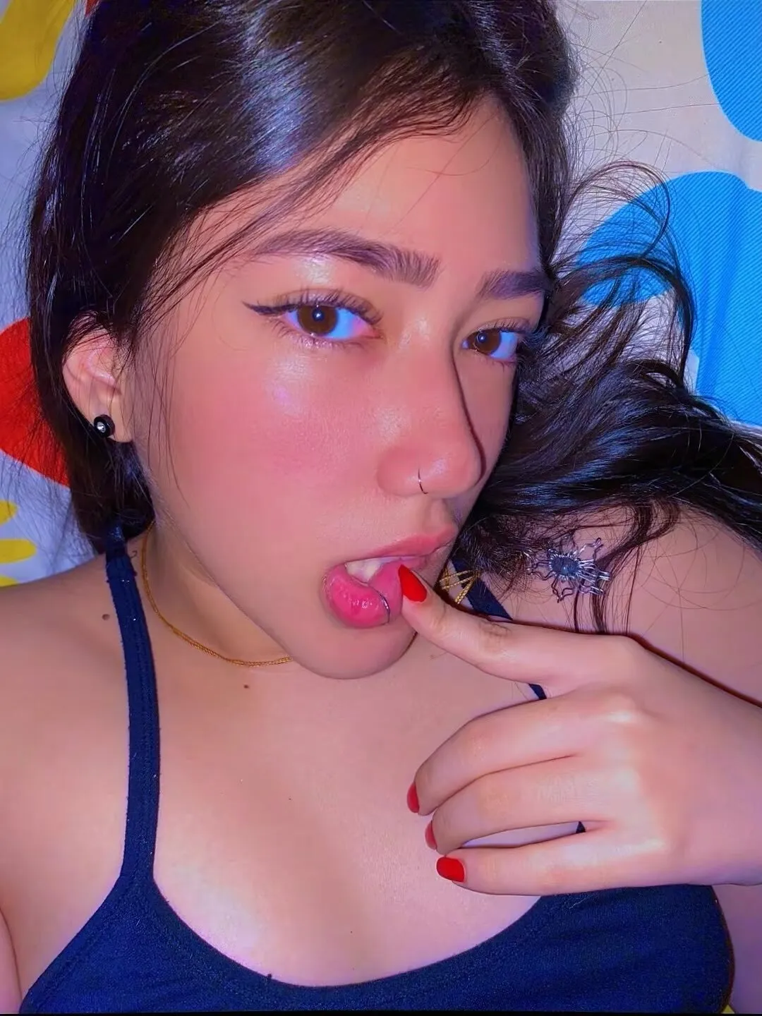 Live sex webcam photo for AuroraShyrzt #7325439