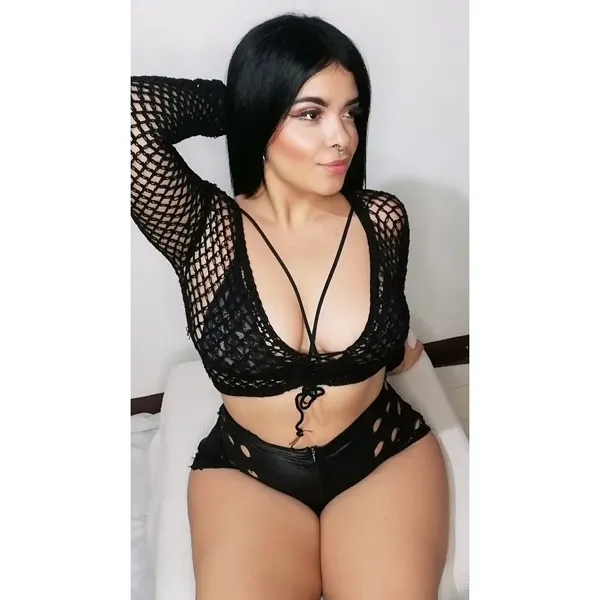 Live sex webcam photo for VioletaaWatson #6196346