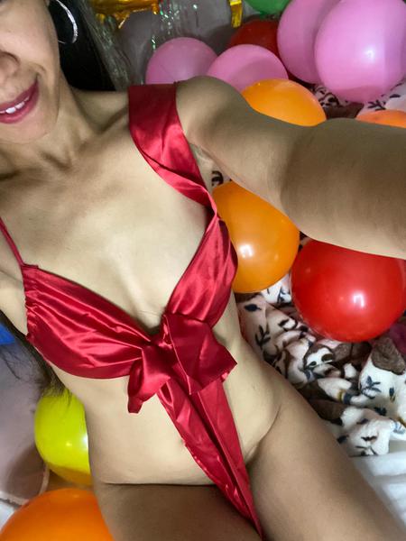 Live sex webcam photo for The_Asian_Bear #2003557