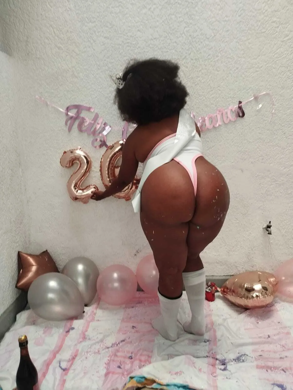 Live sex webcam photo for Kattybombxx #7911864