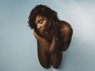 Live sex webcam photo for LIISAMENDEZ #8732374