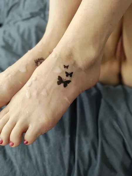 Live sex webcam photo for Venus22cumin #7397661