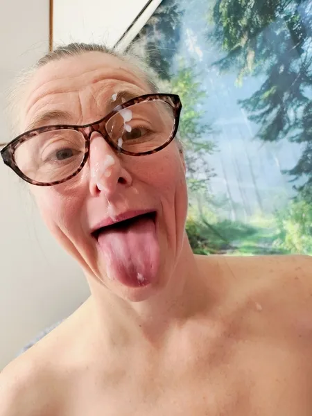 Live sex webcam photo for Venus22cumin #7397655