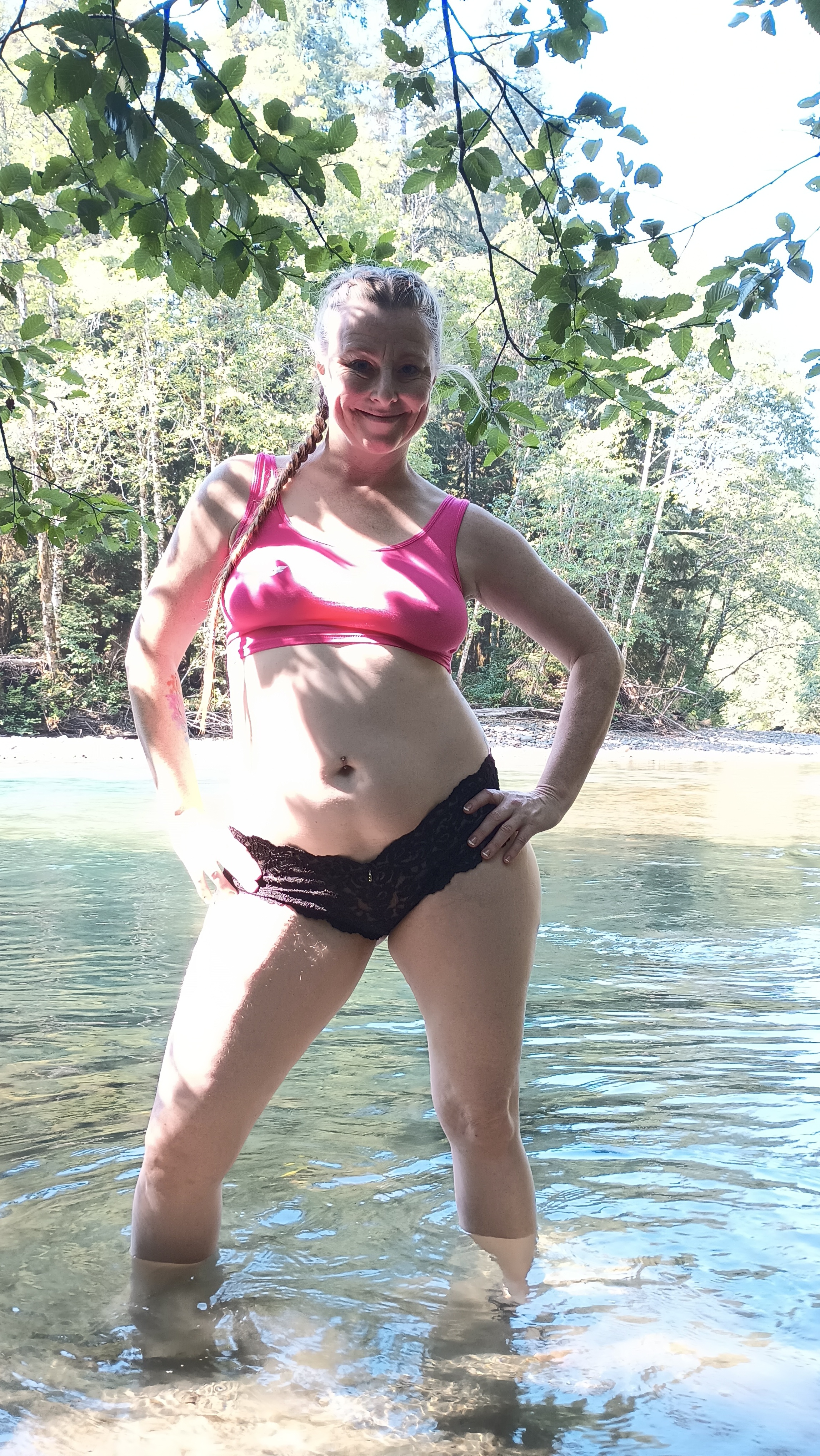 Live sex webcam photo for Venus22cumin #7397517