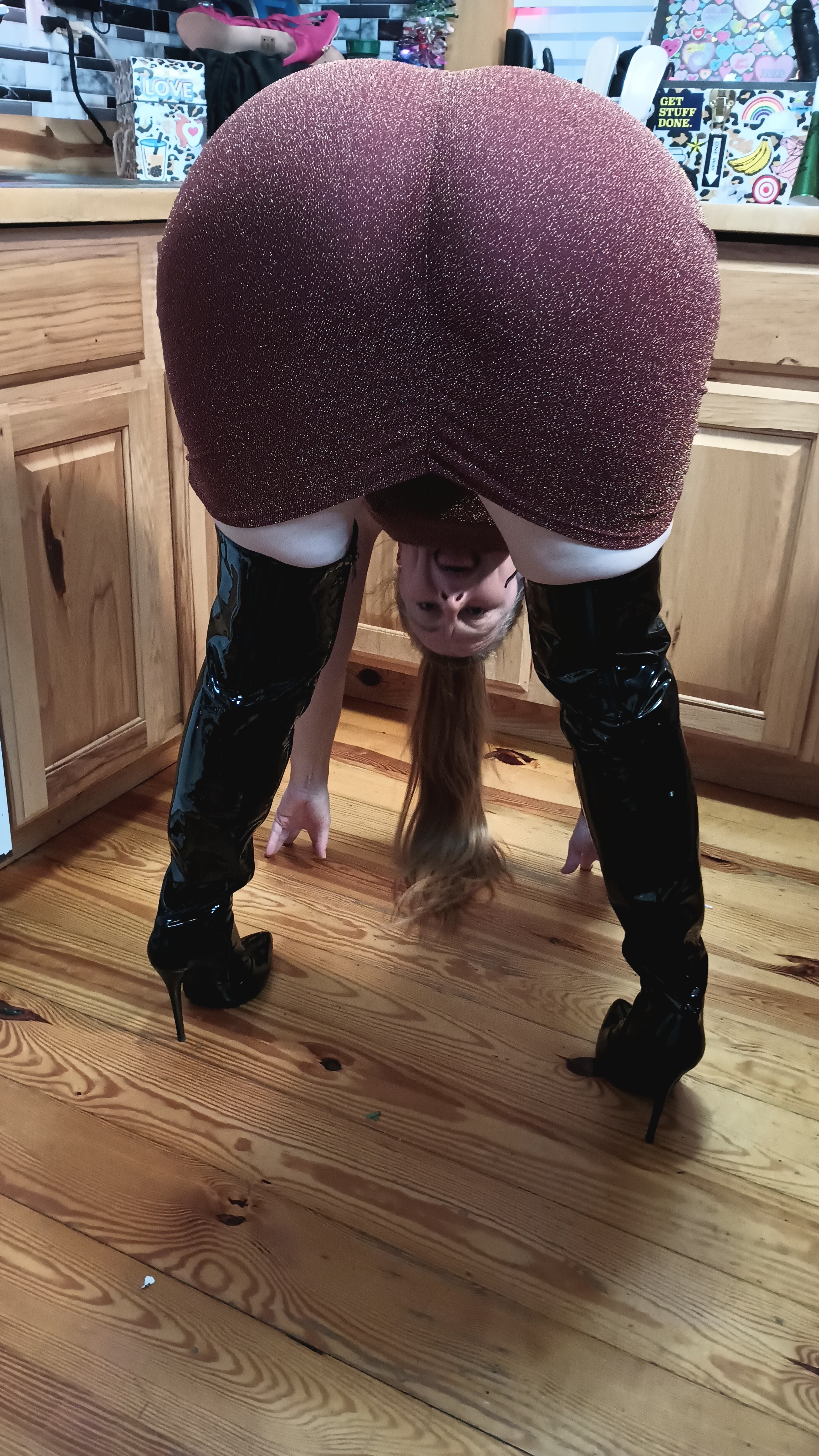 Live sex webcam photo for Venus22cumin #7397444