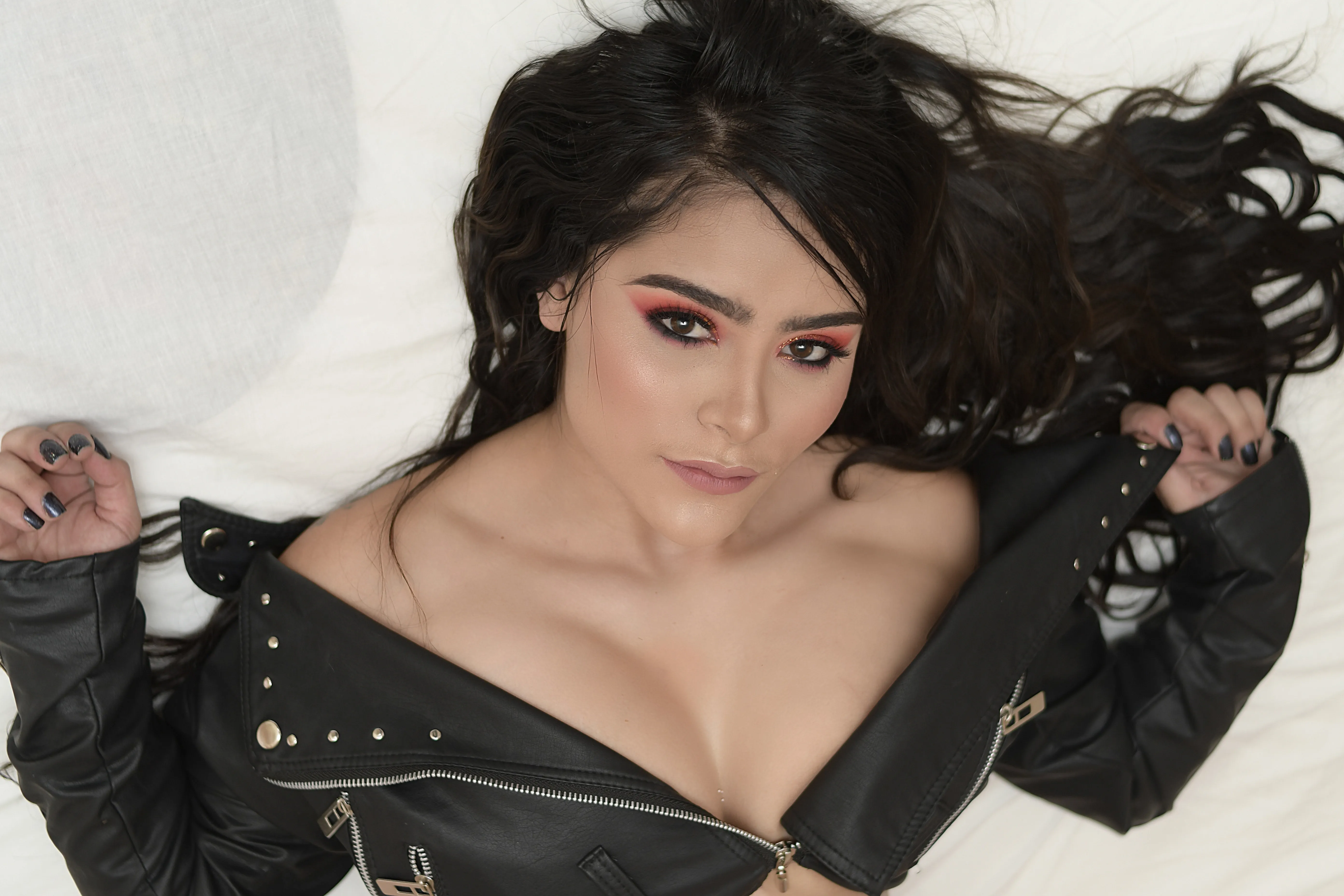 Live sex webcam photo for CharlotteCollins #7487035