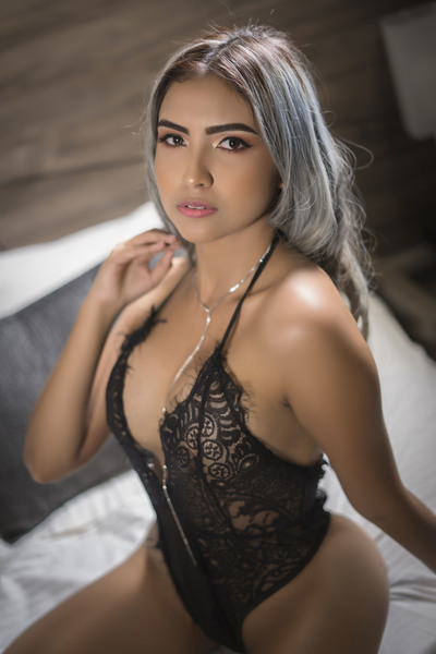 Live sex webcam photo for AprilCampbell #1717607