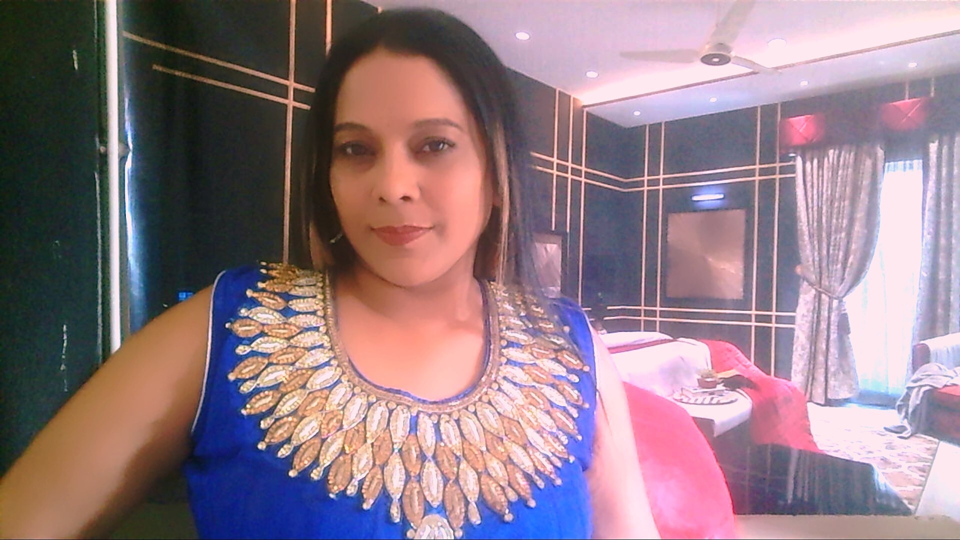 Live sex webcam photo for FancyIndian #8102231