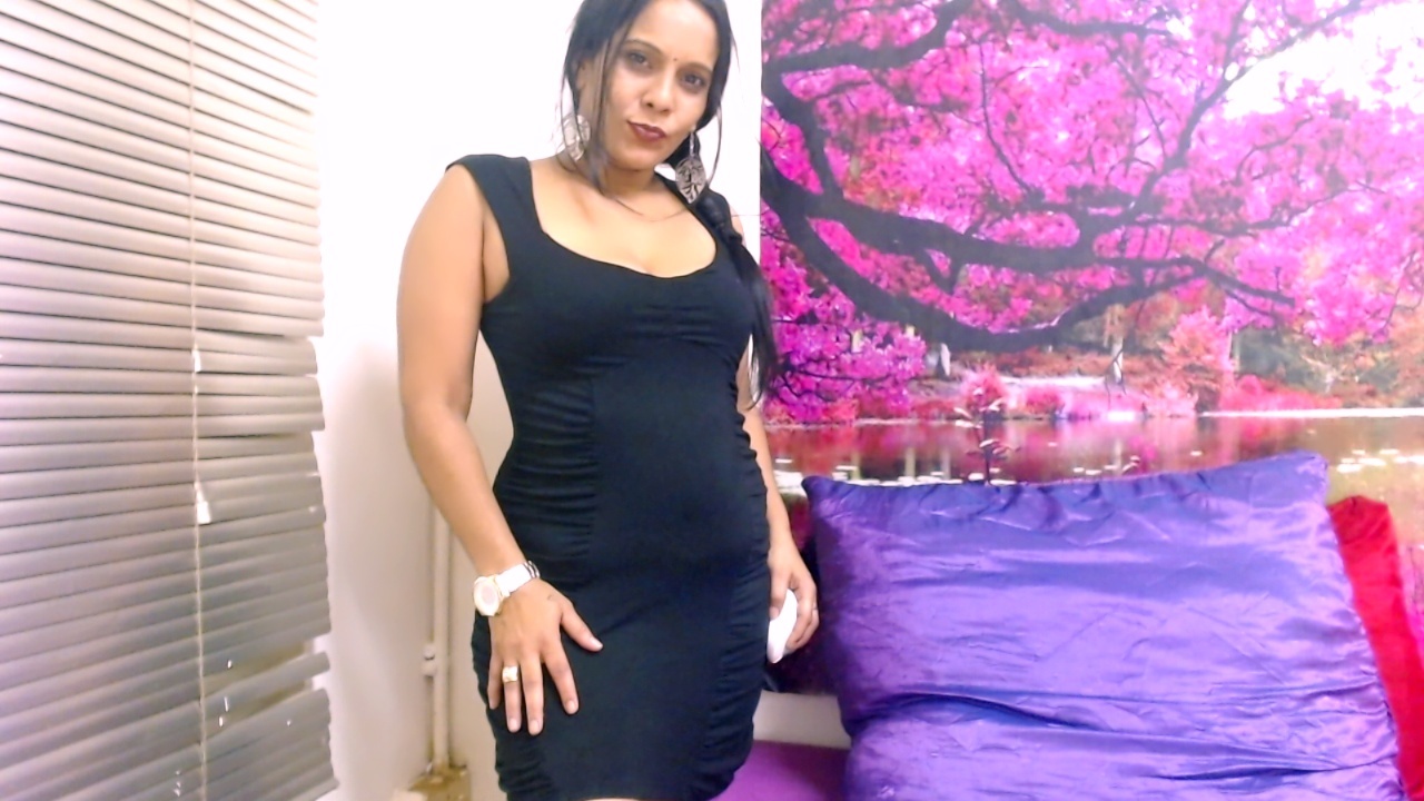 Live sex webcam photo for FancyIndian #8102129