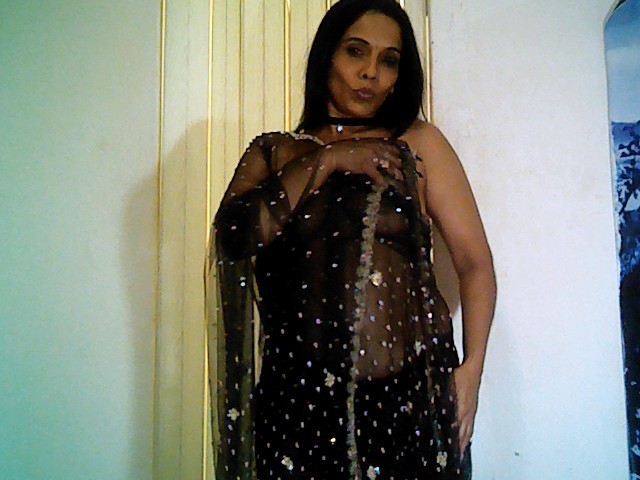 Live sex webcam photo for FancyIndian #8102112