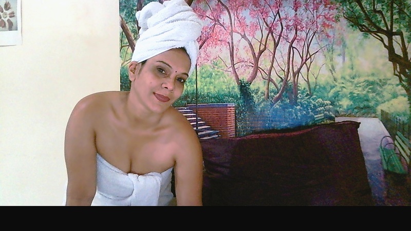 Live sex webcam photo for FancyIndian #8102120